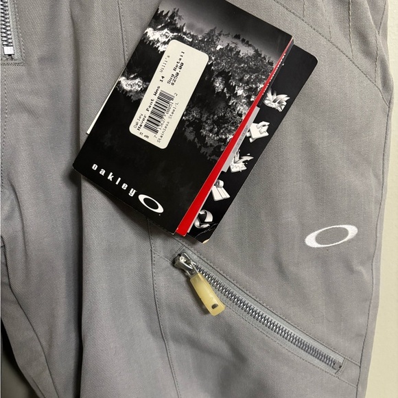 NEW Oakley Snowboard Pants Women's Size 14 Large Thinsulate Snow Ski Winter - Picture 8 of 15